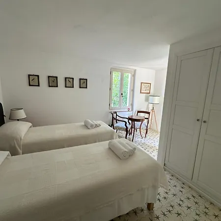 Casa Grande, Historic By The Sea, In The Sea Villa