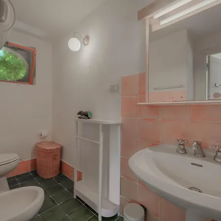 Villa Casa Grande, Historic By The Sea, In The Sea