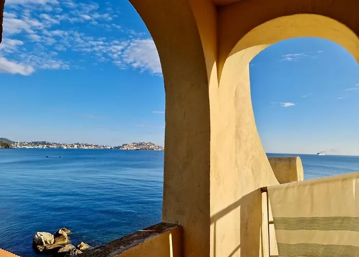 Casa Grande, Historic By The Sea, In The Sea * Портоферрайо